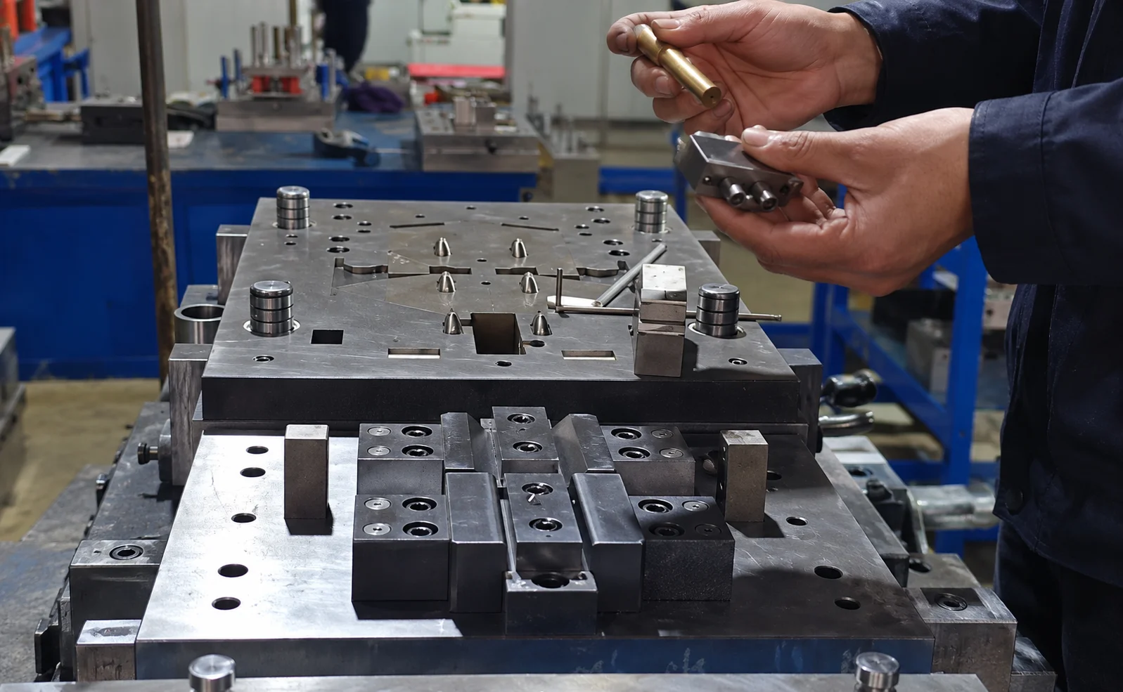Insert Positioning & Mold Tooling
